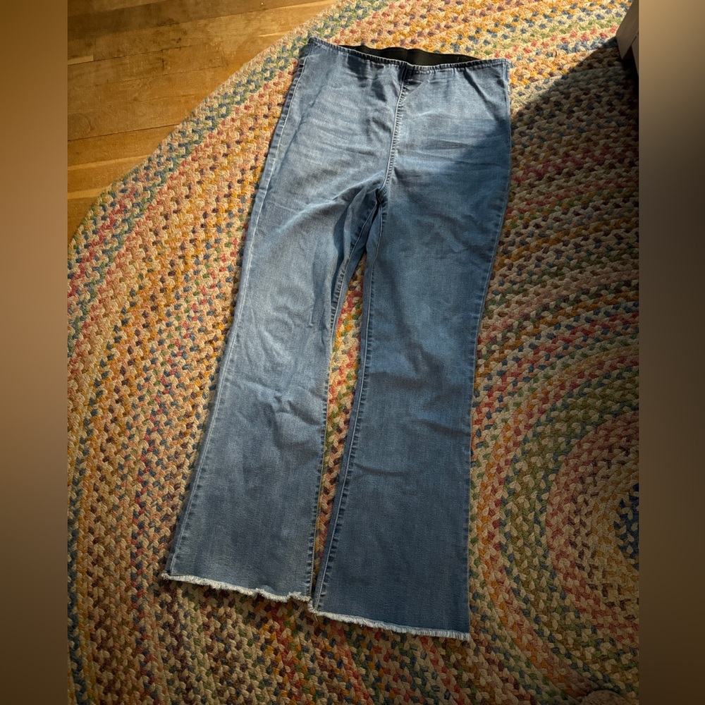 Knox Rose size 12 flare pull on jeans